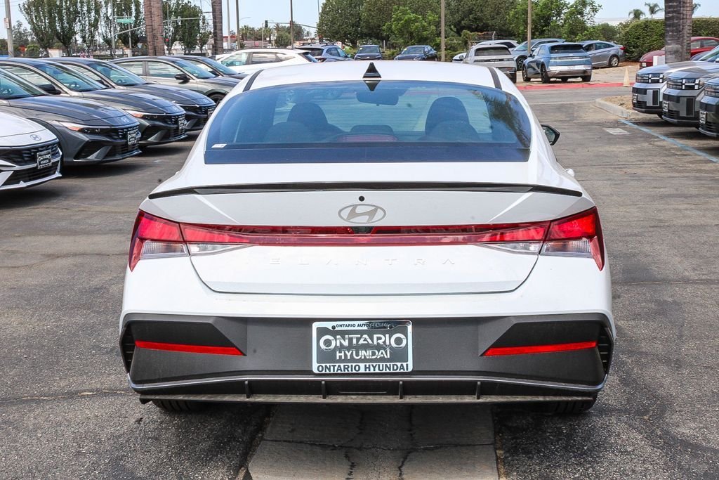 New 2026 White Hyundai SEL Sport image 8