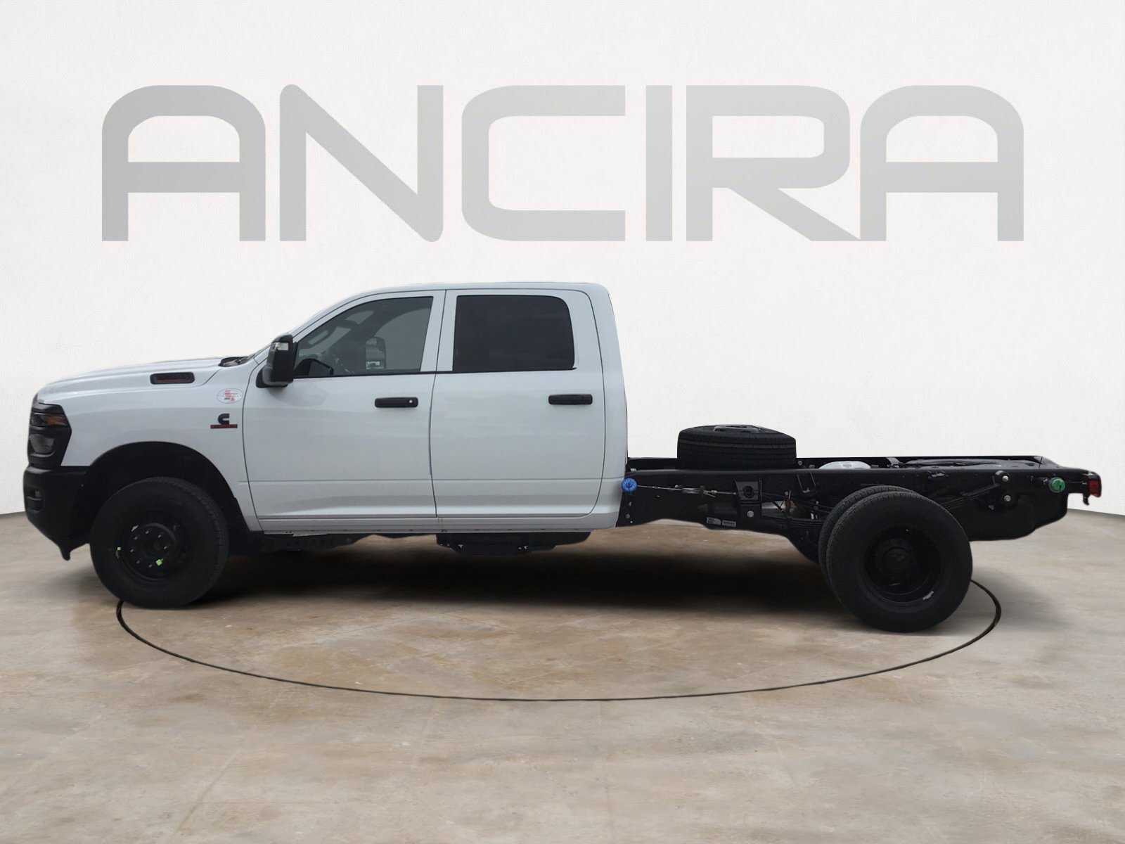New 2026 Bright White Clearcoat RAM Tradesman image 6