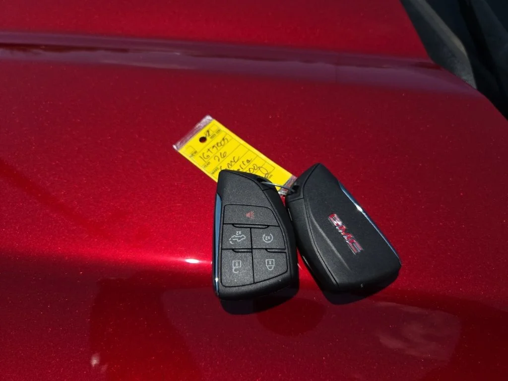 Used 2026 Red GMC SLT image 5