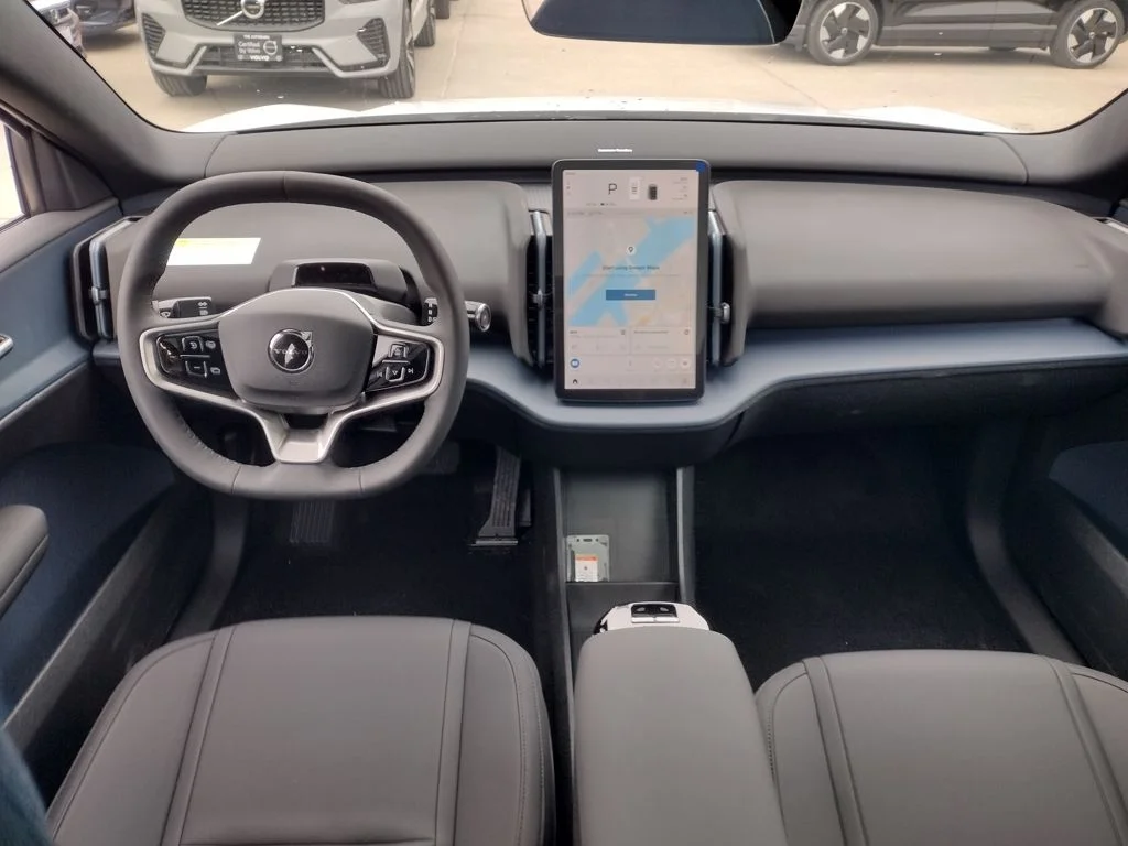 New 2025 White Volvo Twin Motor Performance Ultra image 17