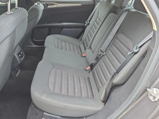 Used 2019 Magnetic Ford SE image 24