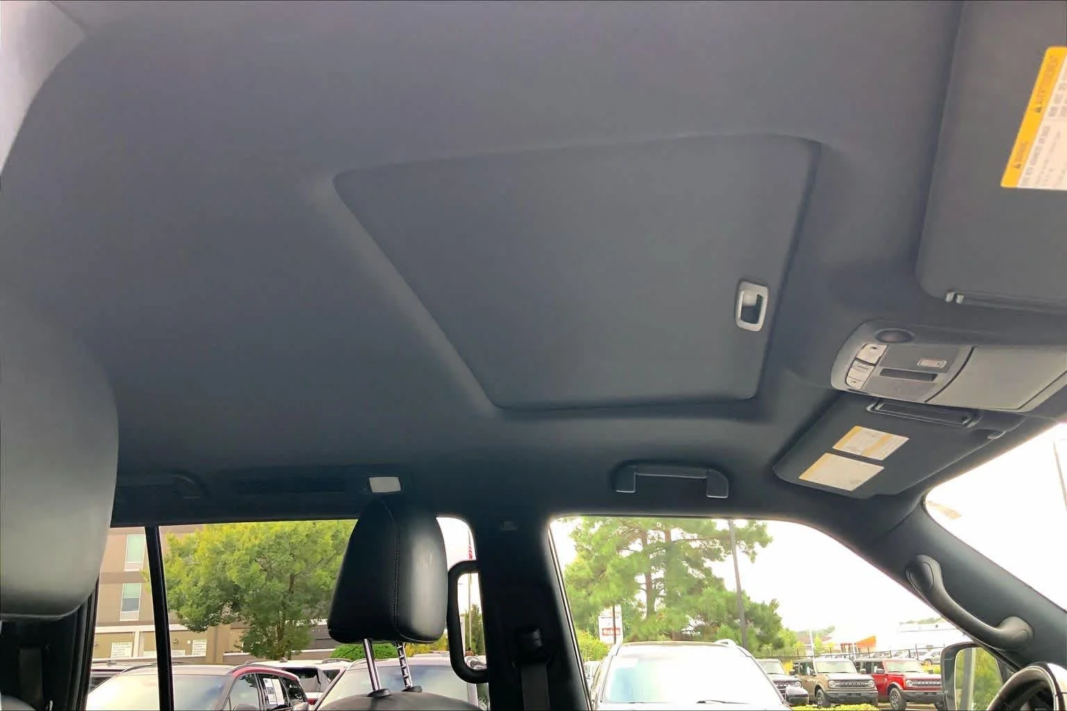 Used 2020 Black Obsidian INFINITI LUXE image 13
