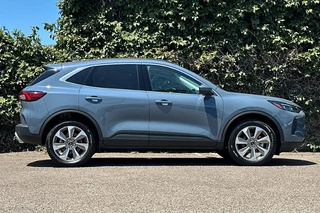 2024 Ford Escape Platinum - Photo 28