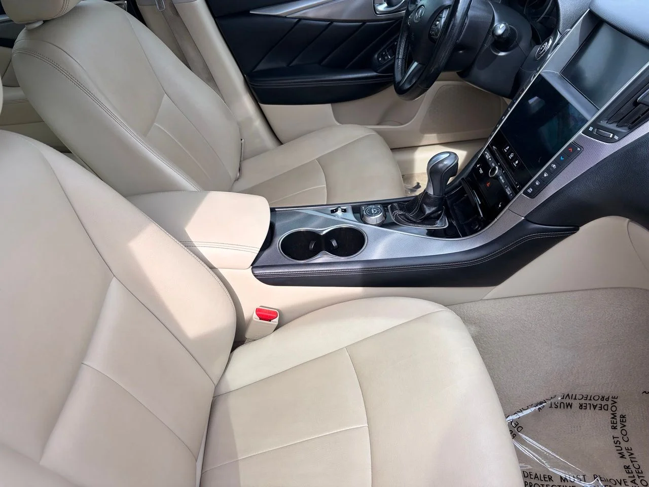 Used 2016 Majestic White INFINITI 3.0t Premium image 10