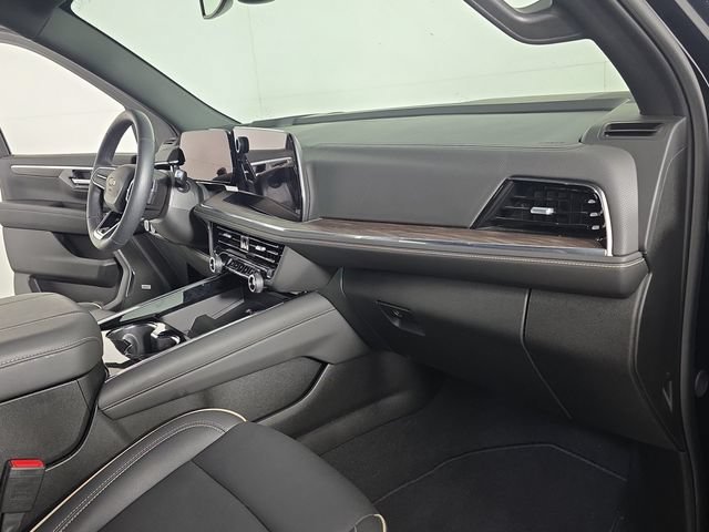 Used 2026 Black Chevrolet Premier image 22