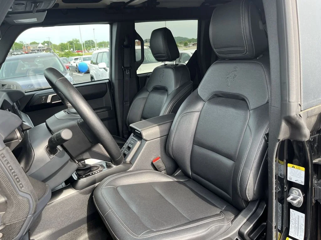 Used 2025 Black Ford Badlands image 17