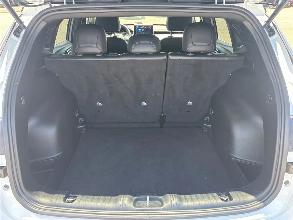 Used 2025 White Jeep Limited image 26
