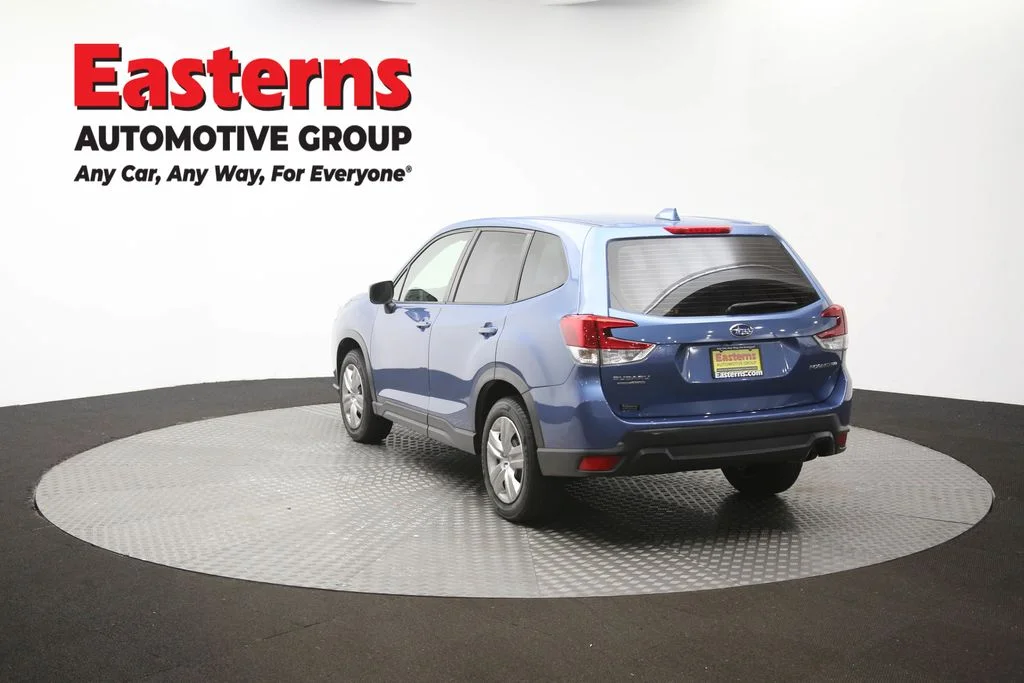 Used 2022 Blue Subaru Base image 65