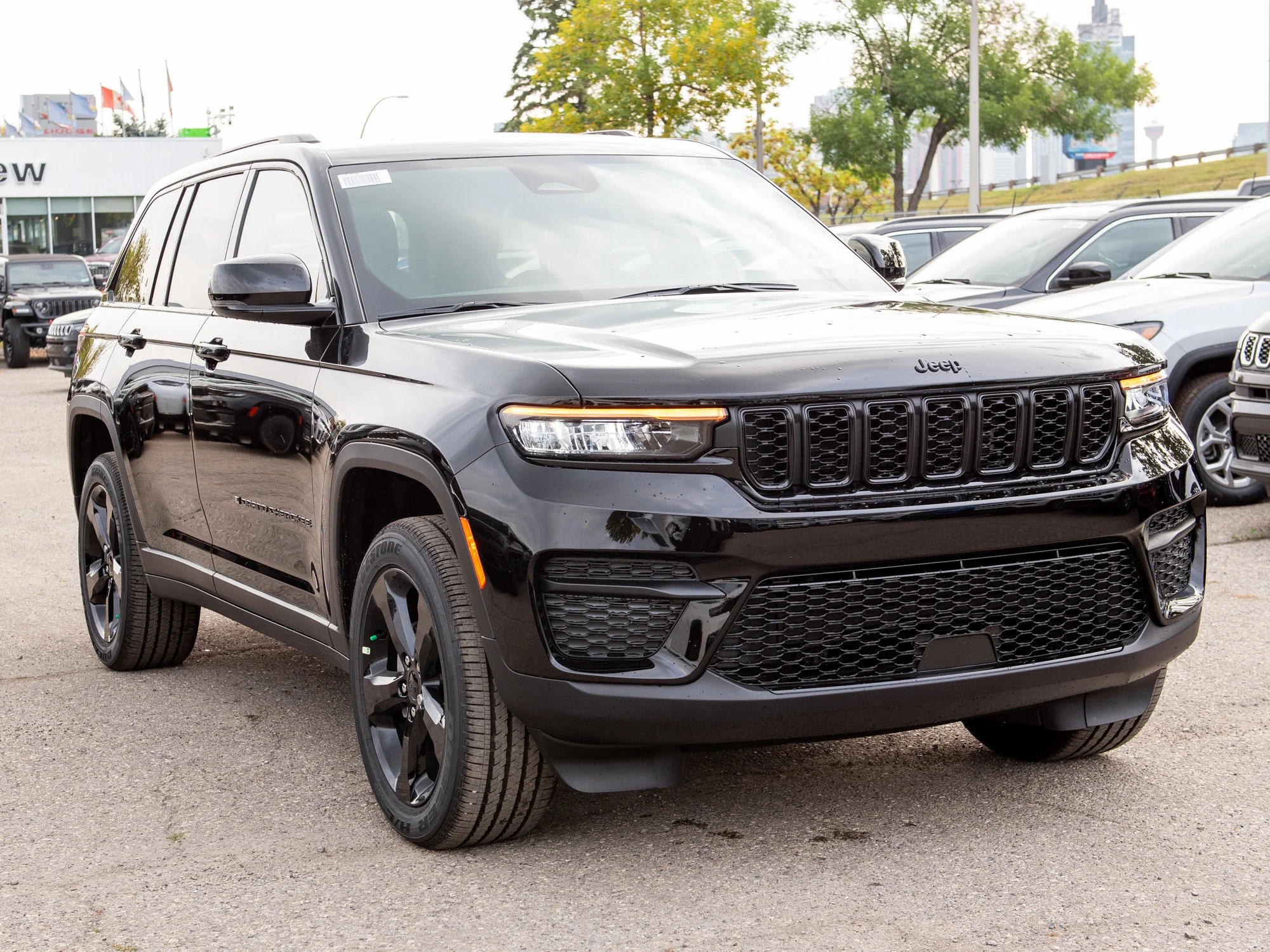 New 2025 Black Jeep Altitude* 4x4, Sunroof, Trailer Tow Package, Heated Leather image 6