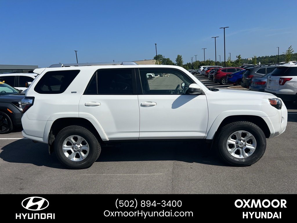 Used 2016 Super White Toyota SR5 image 8