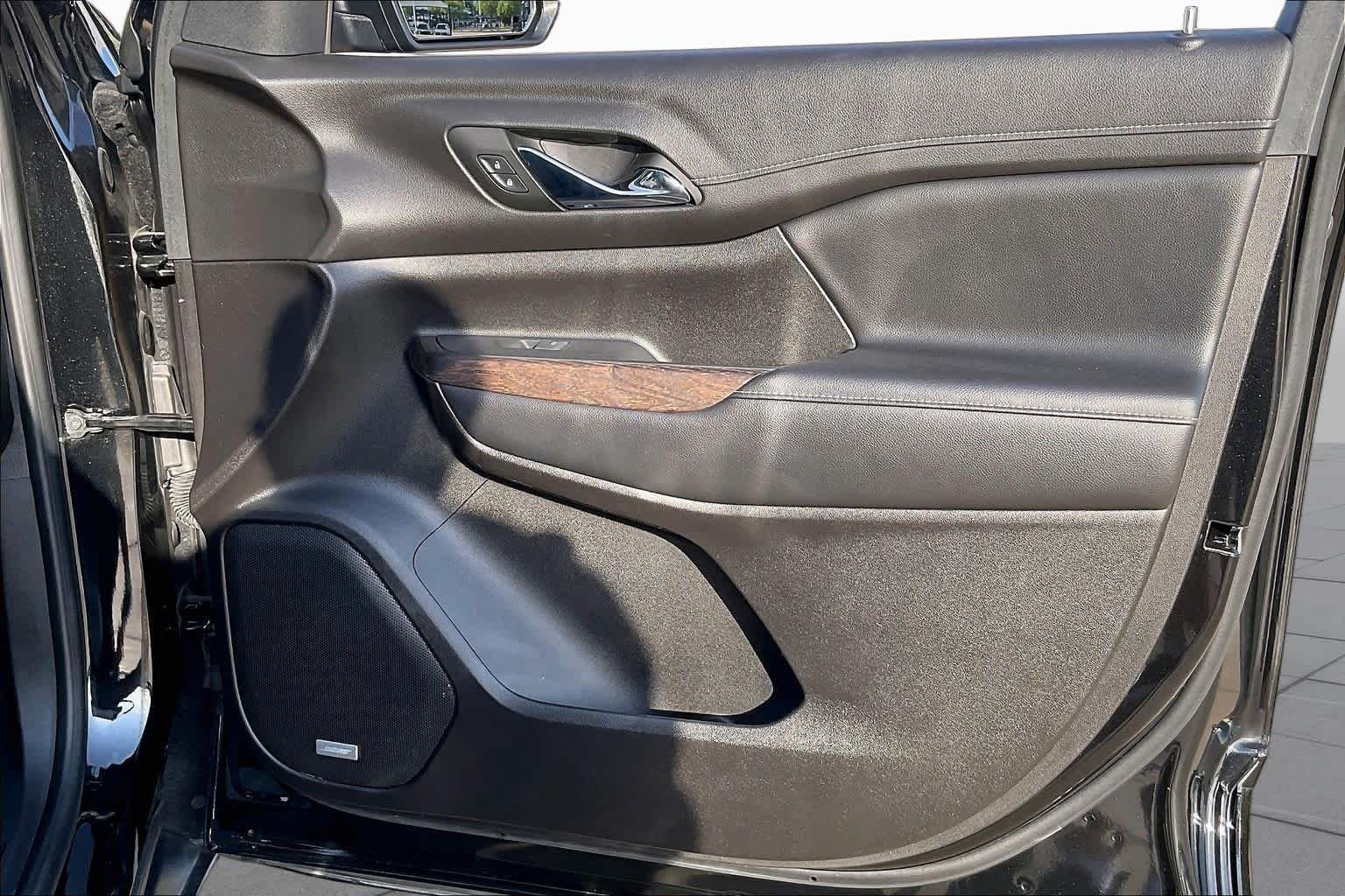 Used 2023 Ebony Twilight Metallic GMC Denali image 19