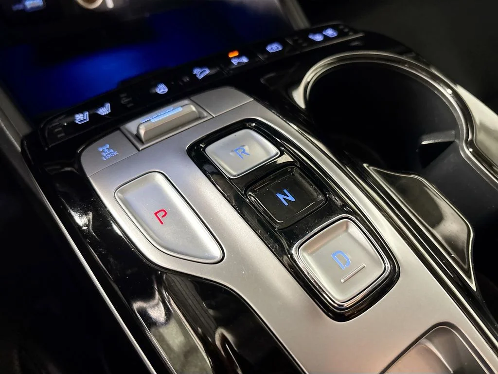 Used 2023 Silver Hyundai Limited image 18