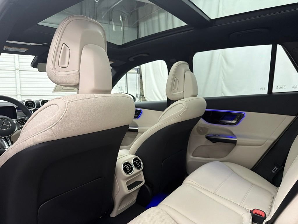 New 2026 Black Mercedes-Benz GLC 300 image 18