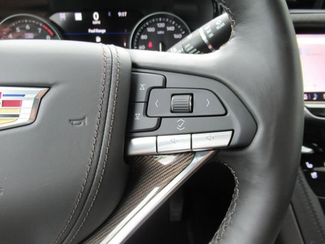 Used 2025 Stellar Black Metallic Cadillac Premium Luxury image 25