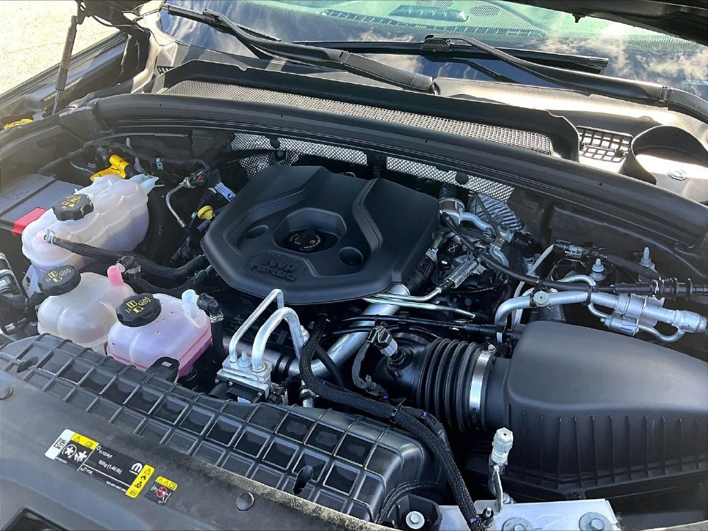 Used 2023 Black Jeep 4xe image 34