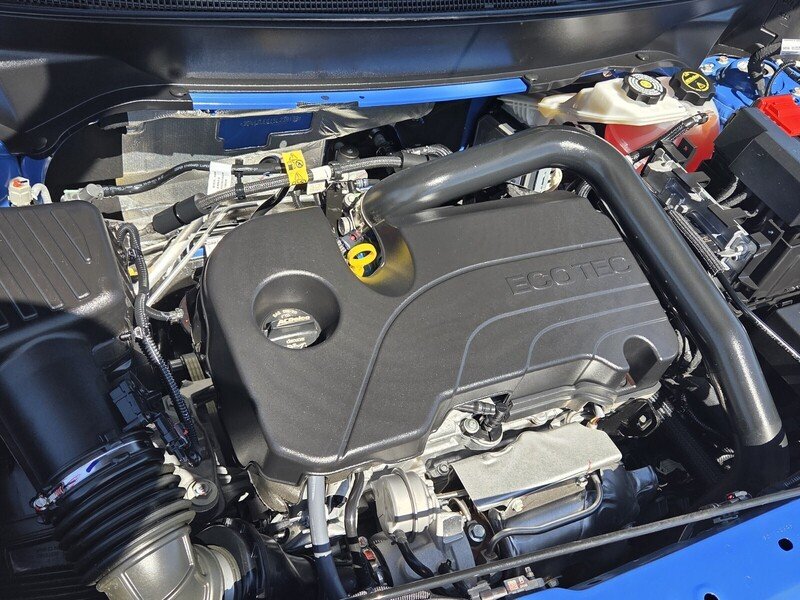 Used 2025 Blue Metallic CHEVROLET FWD 4DR RS W/1RS image 20