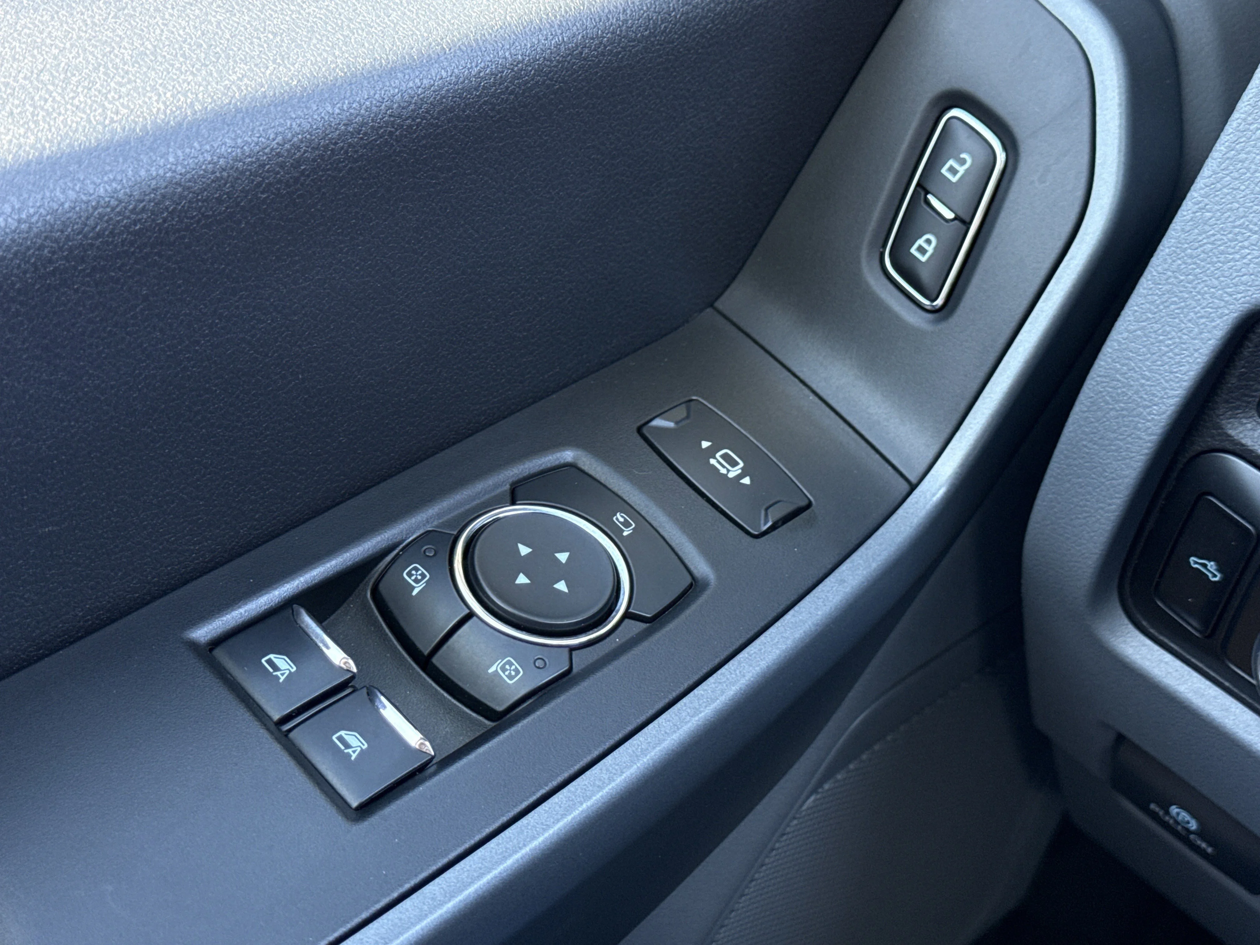 2024 Ford F-350 Super Duty XLT - Photo 16