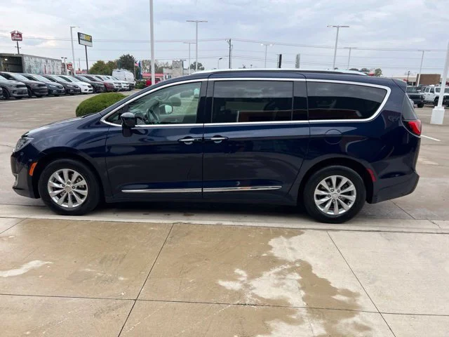 Used 2018 Blue Chrysler Touring L Plus image 6