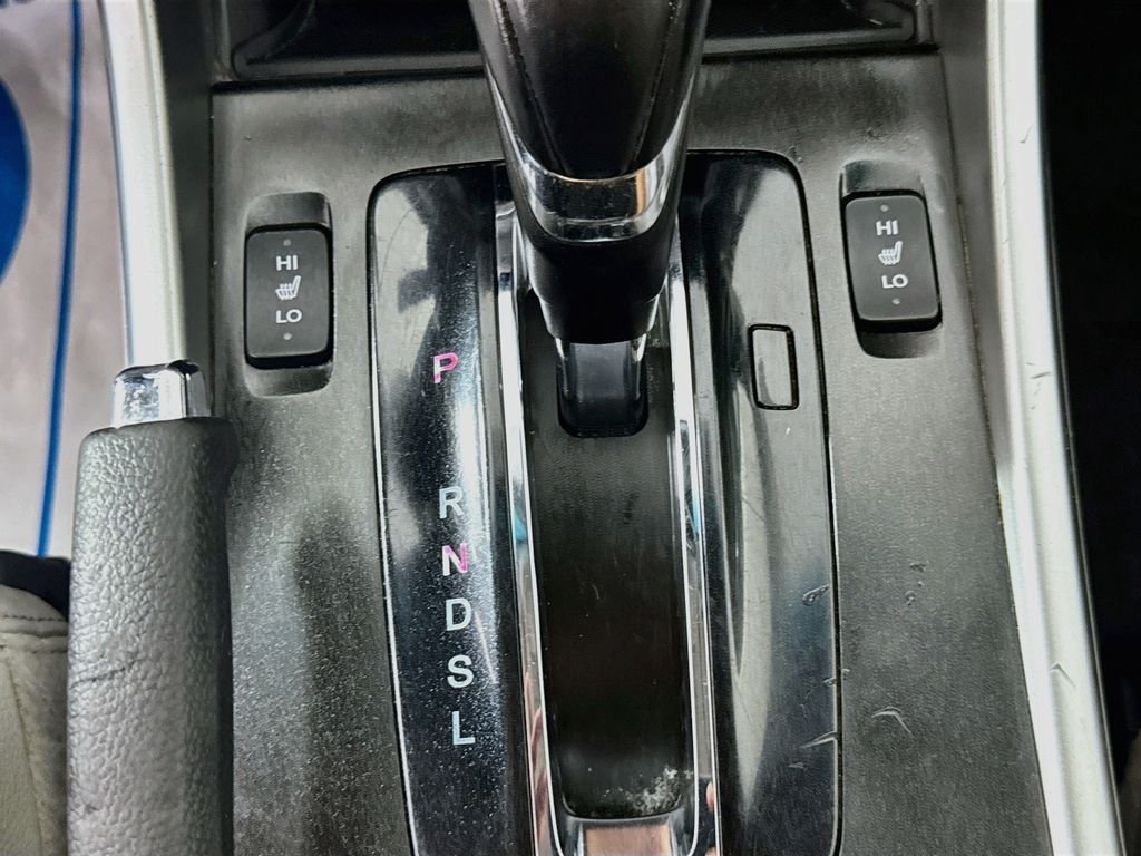 Used 2015 Gray Honda EX-L image 21