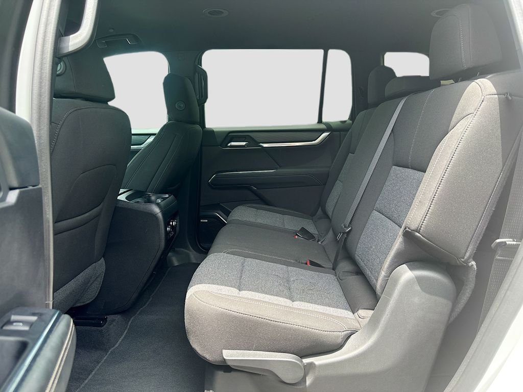 Used 2025 Summit White GMC Elevation image 20