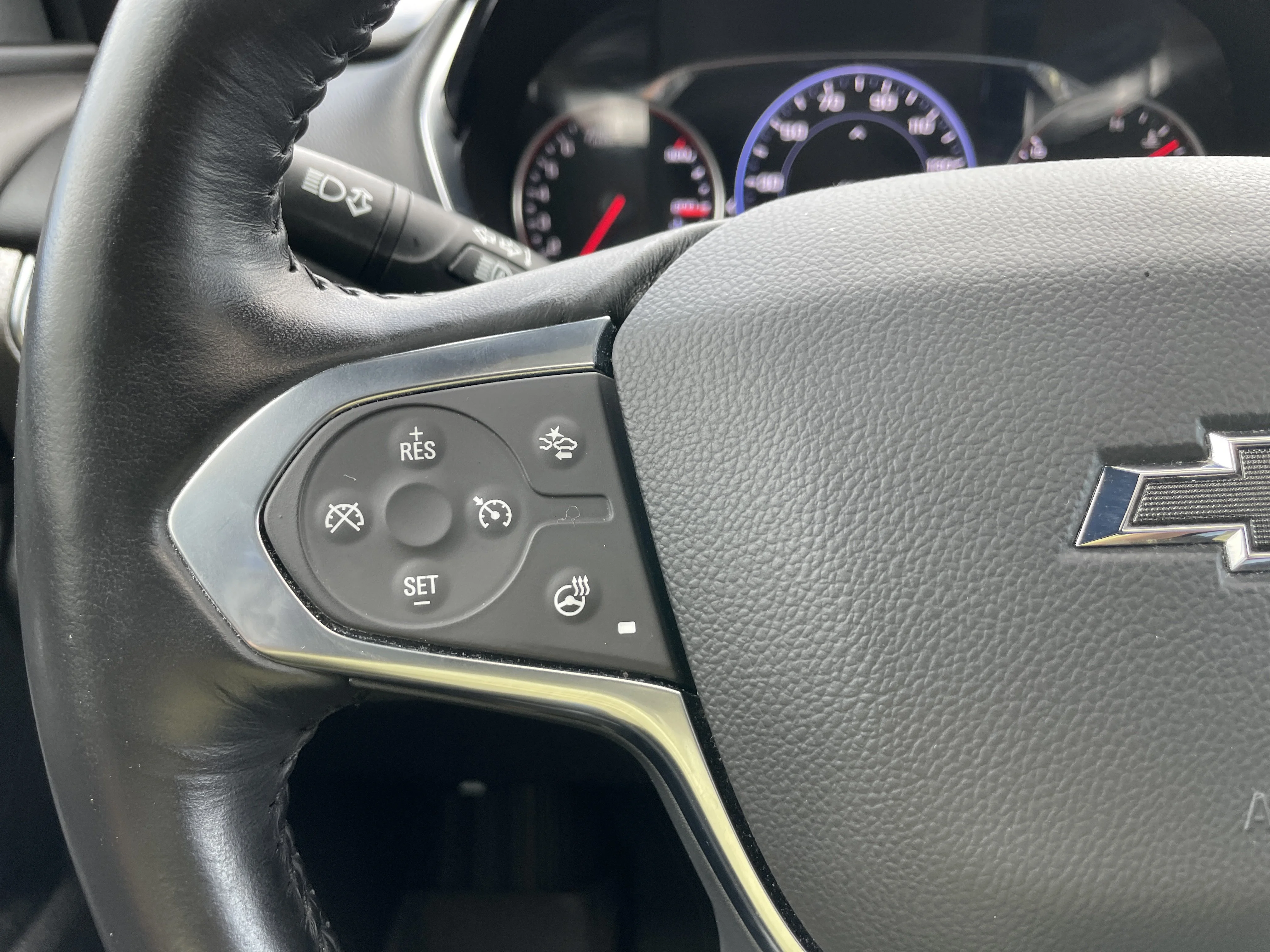 Used 2022 Mosaic Black Metallic Chevrolet Premier image 29