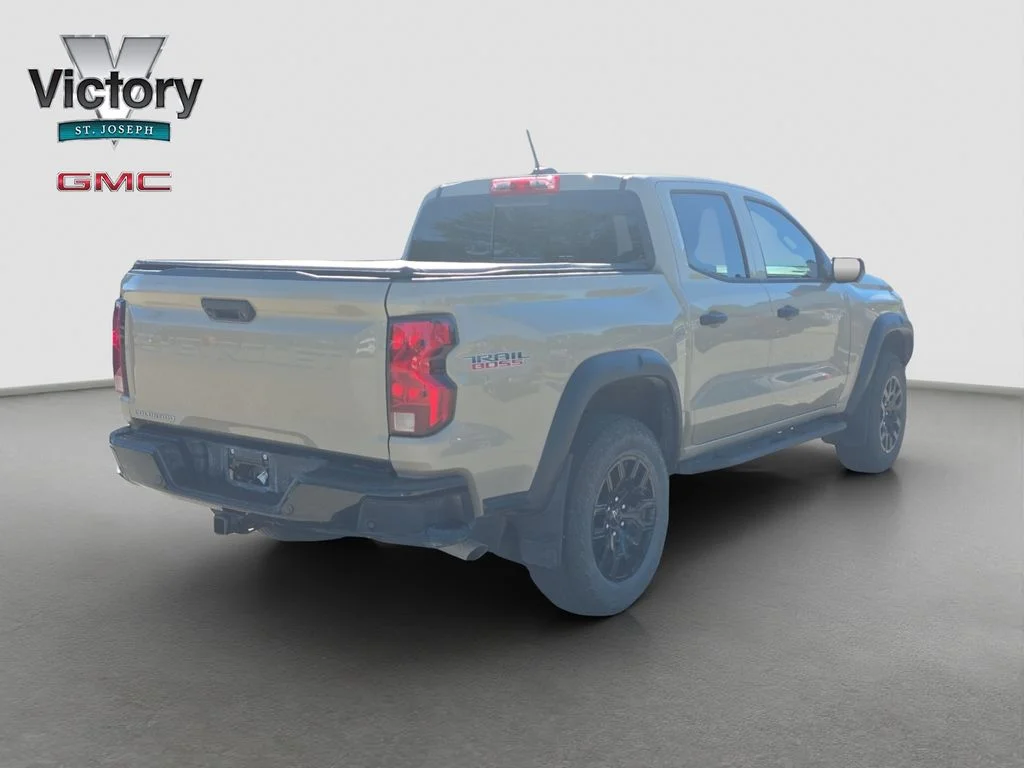 Used 2024 Beige Chevrolet Trail Boss image 17