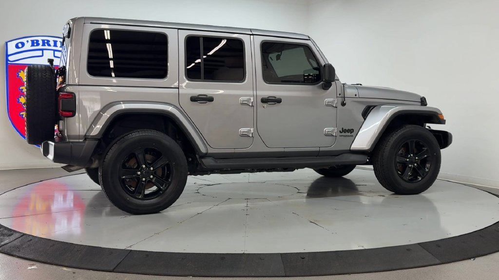 Used 2021 Billet Silver Metallic Jeep Unlimited Sahara Altitude image 4
