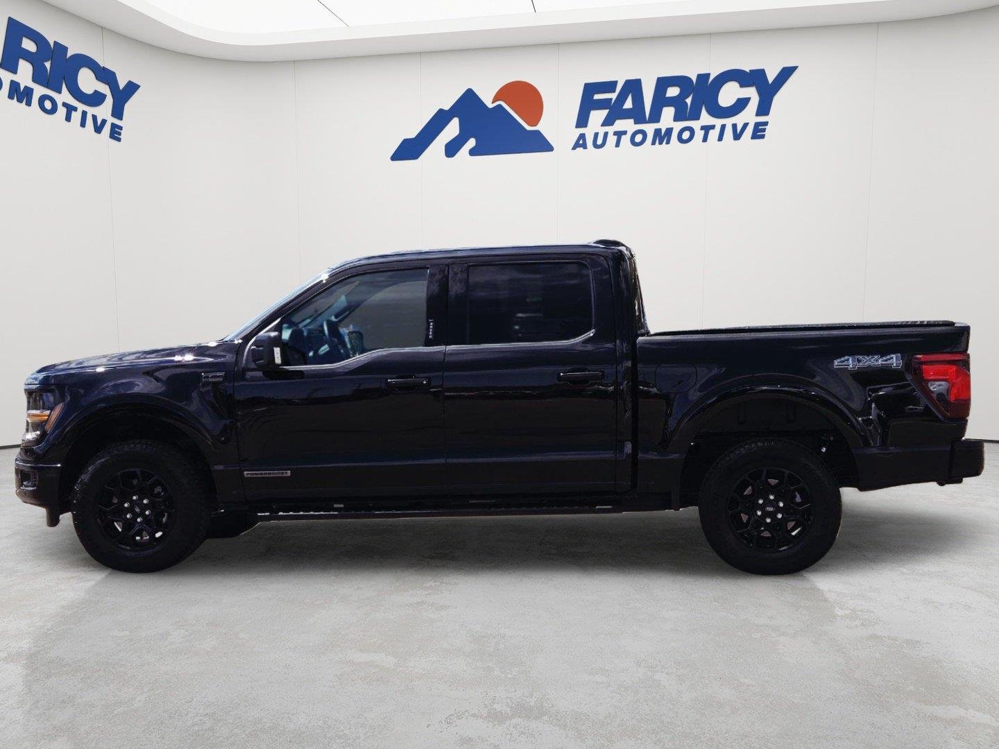 Certified Used 2024 Agate Black Ford XLT image 8