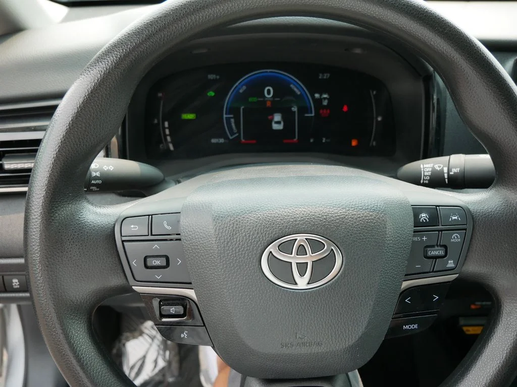 Certified Used 2025 Silver Toyota LE image 24