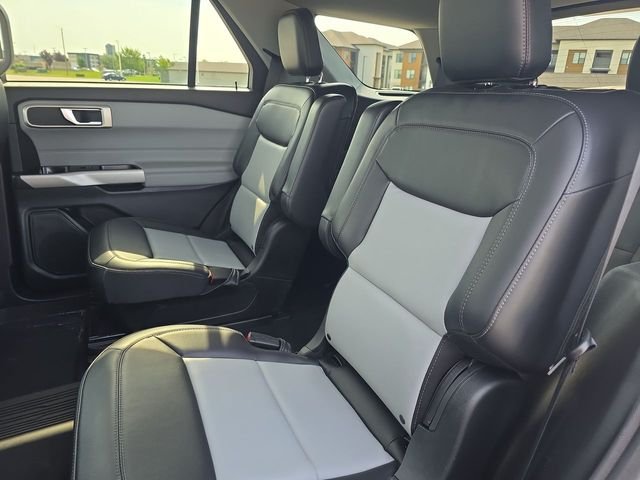 Used 2024 Silver Metallic Ford XLT image 29