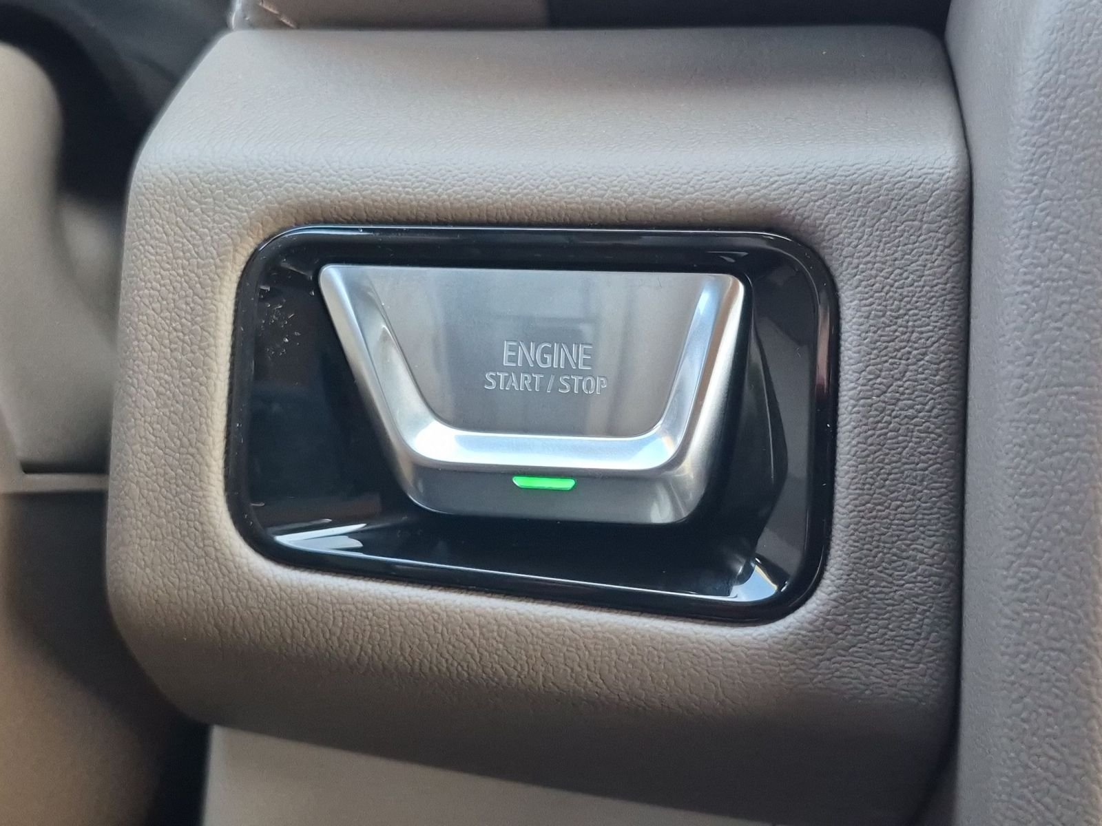 2026 GMC Yukon XL Denali - Photo 15
