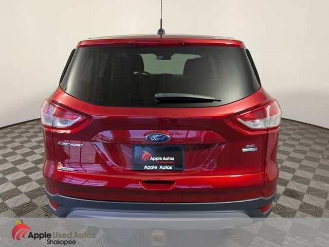 Used 2016 Red Ford SE image 5