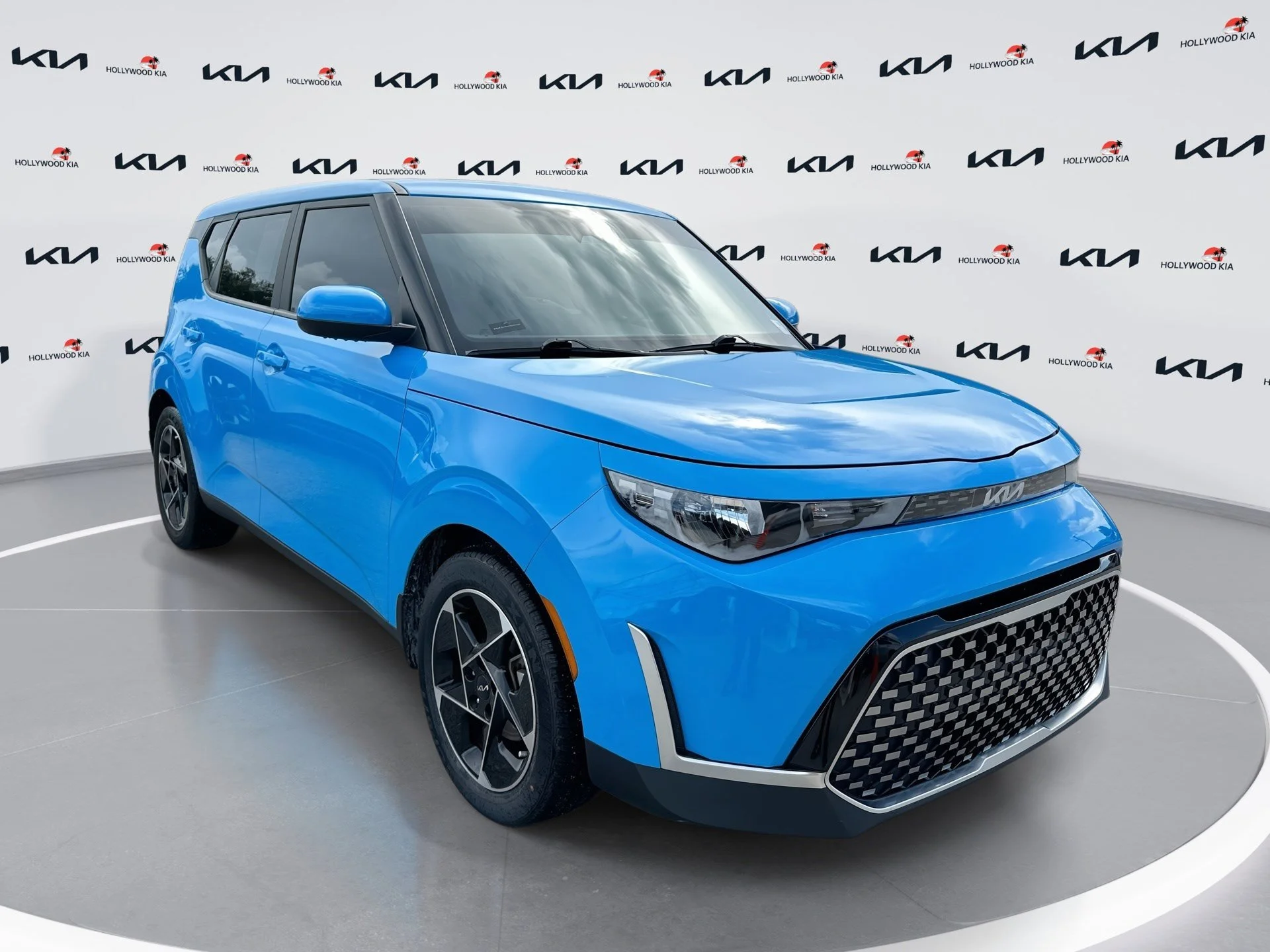 2023 Kia Soul 2.0L EX 6 IVT's photo