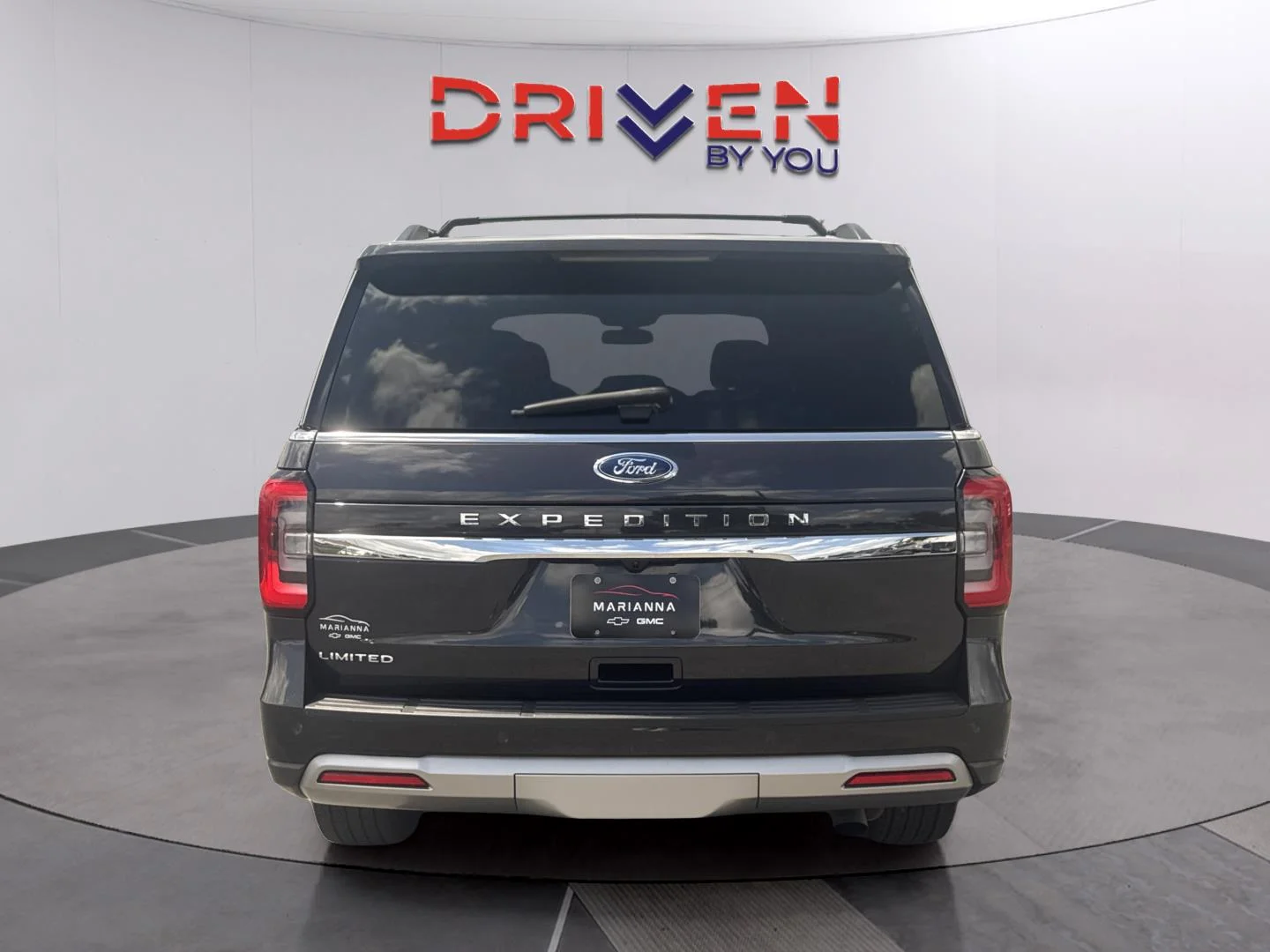 Used 2024 Dark Matter Gray Ford Limited image 4