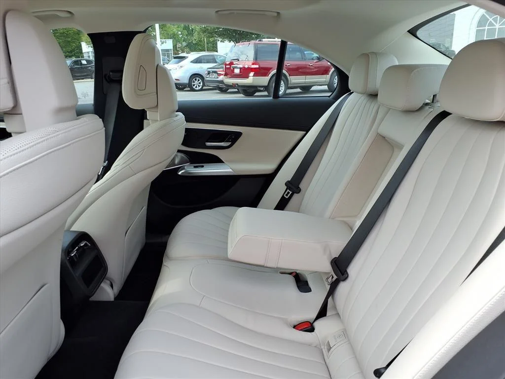 Used 2024 Polar White Mercedes-Benz E 450 image 22