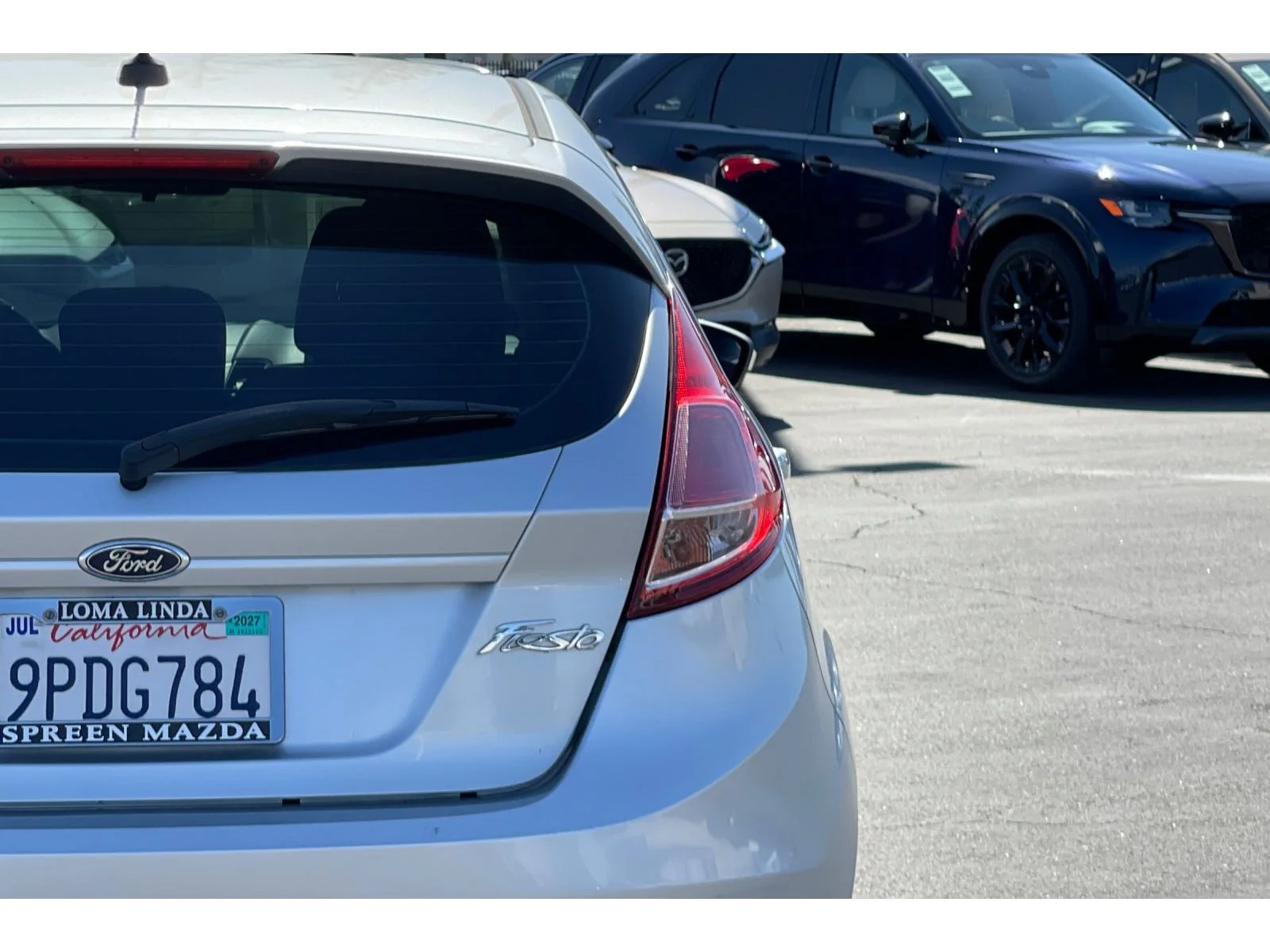 Used 2014 Ingot Silver Metallic Ford SE image 17