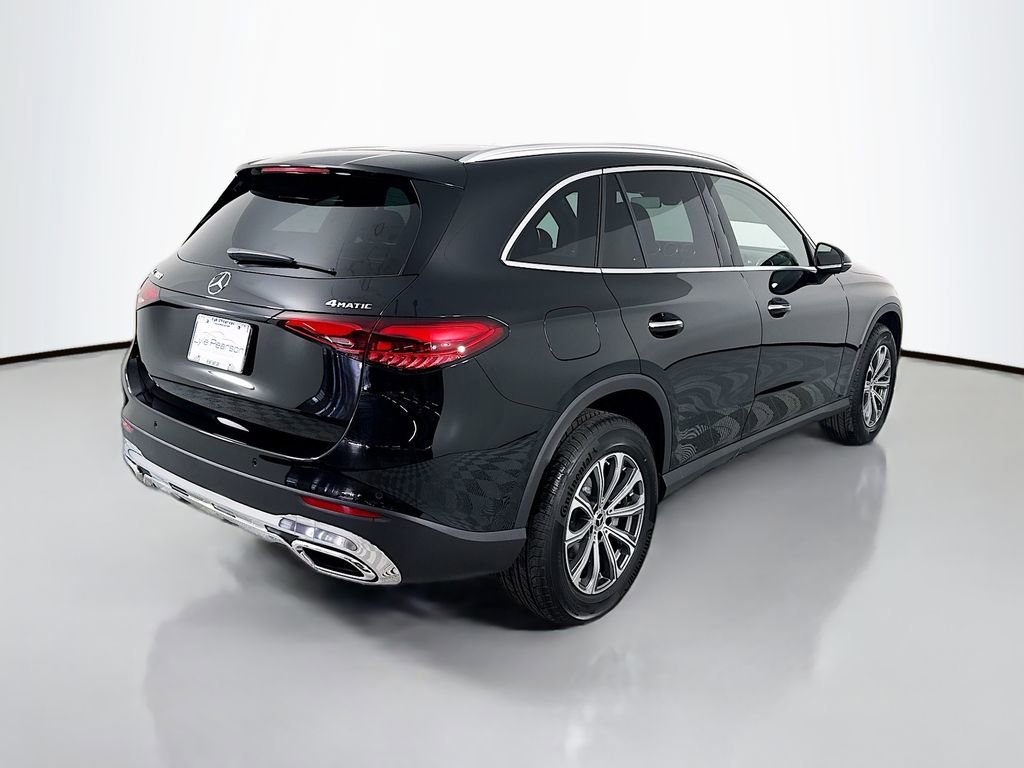 New 2026 Black Mercedes-Benz GLC 300 image 40