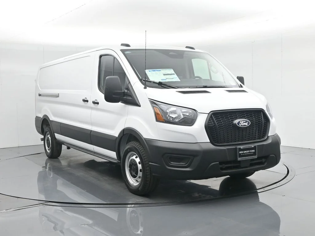 New 2026 White Ford Base image 55