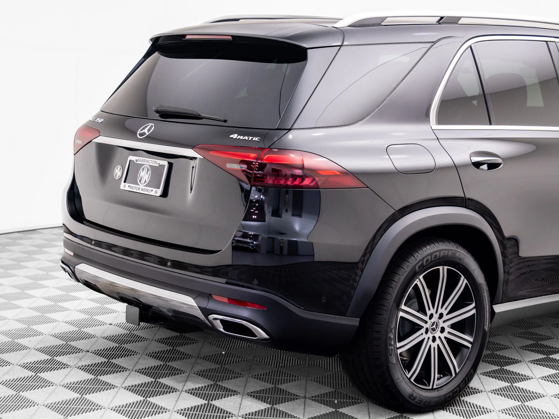 New 2026 Black Mercedes-Benz GLE 350 image 34