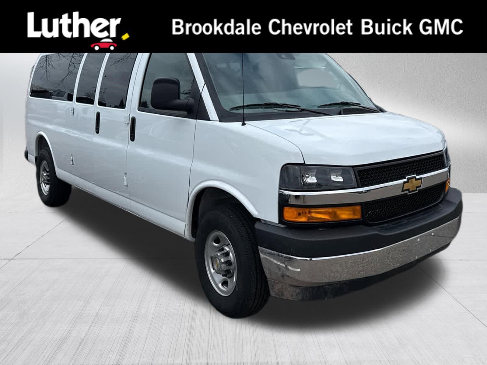 2025 Chevrolet Express Passenger