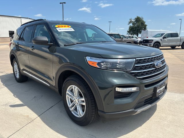 2024 Ford Explorer XLT