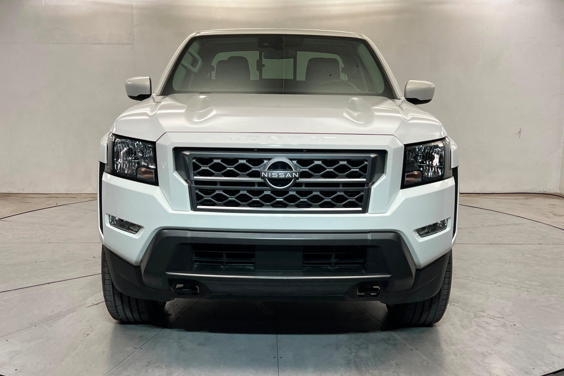 2024 Nissan Frontier SV - Photo 9