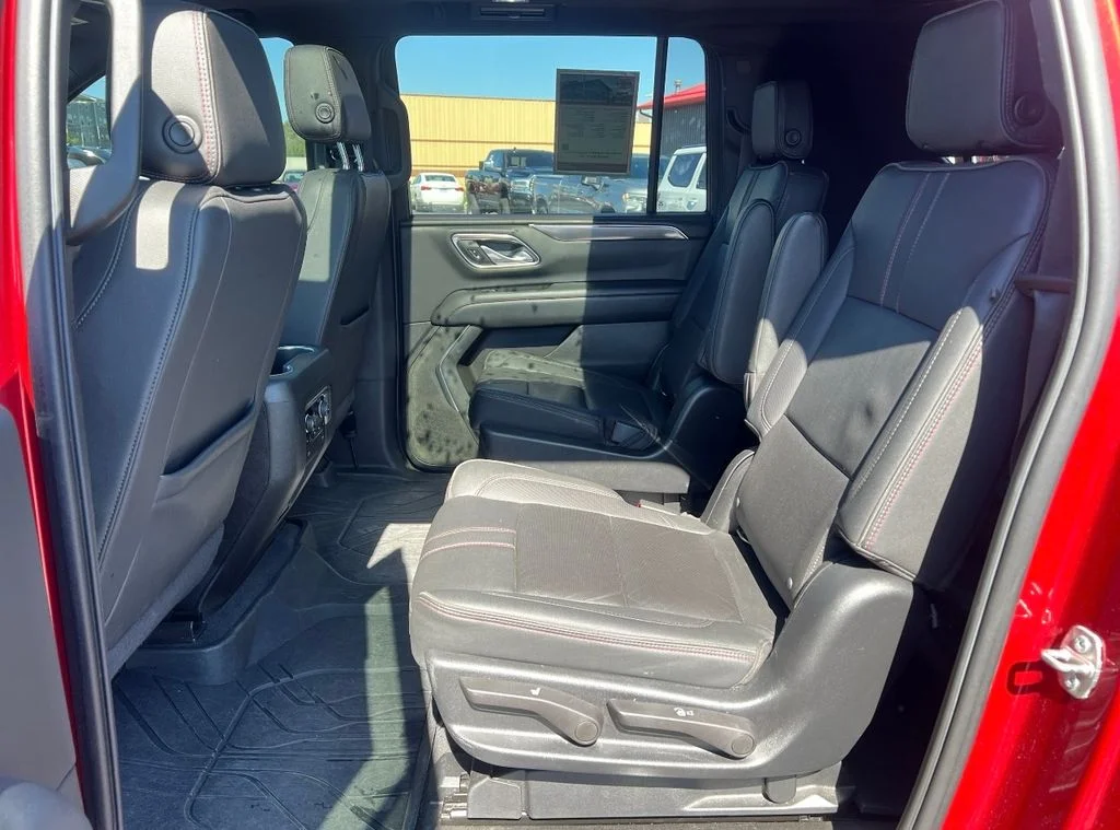Used 2022 Red Chevrolet RST image 39