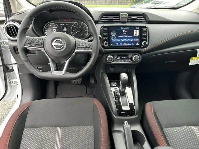 2025 Nissan Versa Sedan SR - Photo 17