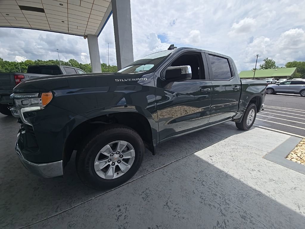 2025 Chevrolet Silverado 1500 LT 4X4 Crew Cab Short Box's photo