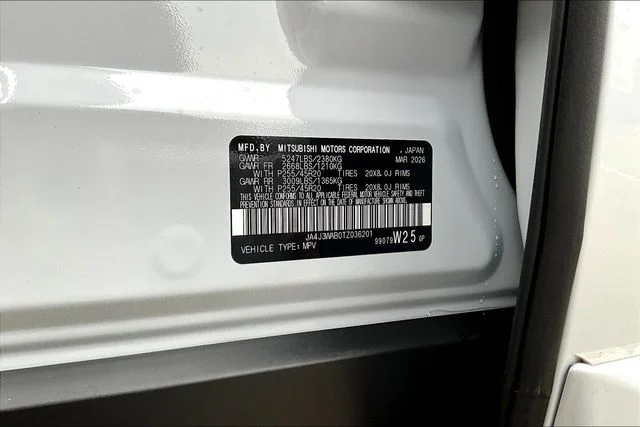 New 2026 White Mitsubishi Black Edition image 8