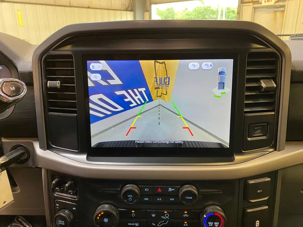 Used 2025 Blue Ford XLT image 41
