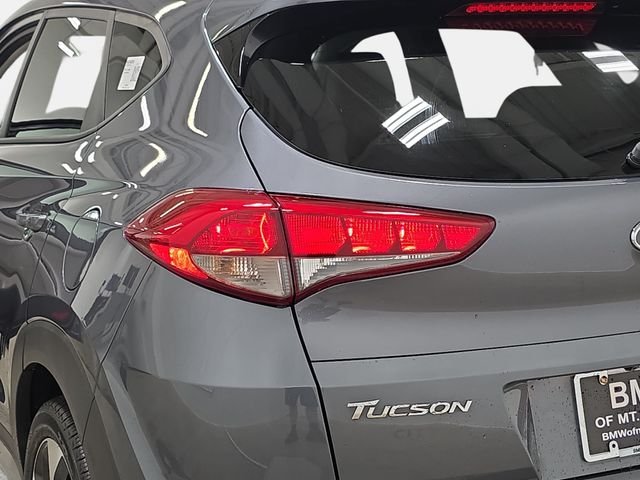 Used 2017 Coliseum Gray Hyundai Sport image 33