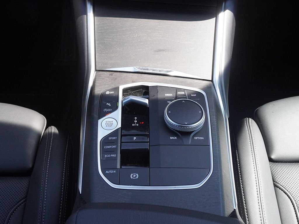 Used 2024 White BMW 330i xDrive image 47
