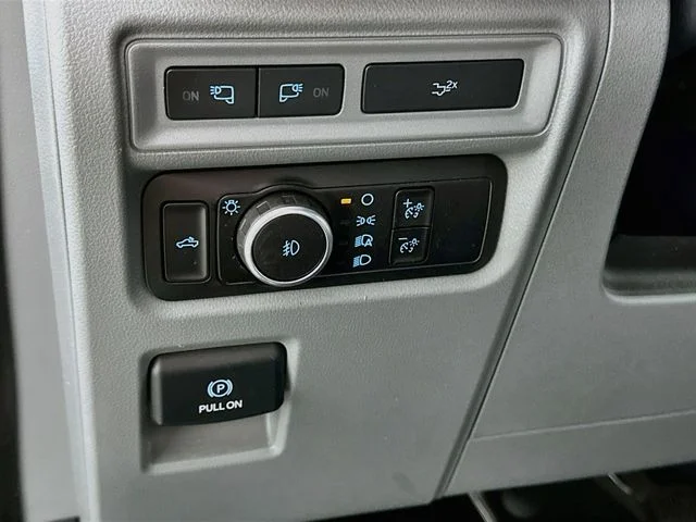 Certified Used 2023 Gray Ford XLT image 22